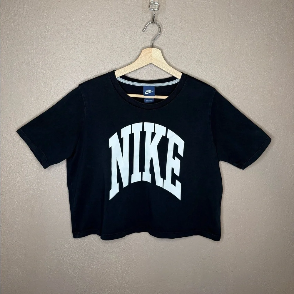 Nike Black Cropped Tee with White Logo Women's Size Large 100% Cotton Activewear